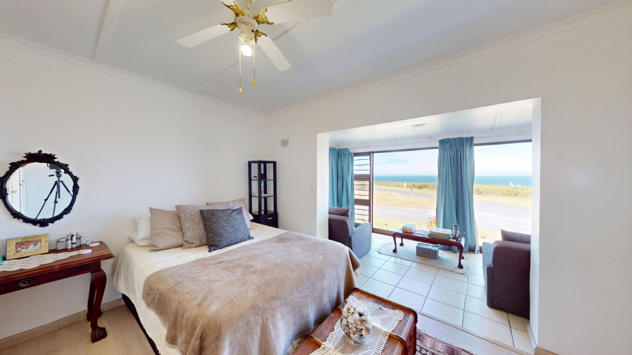 3 Bedroom Property for Sale in Palmiet Western Cape
